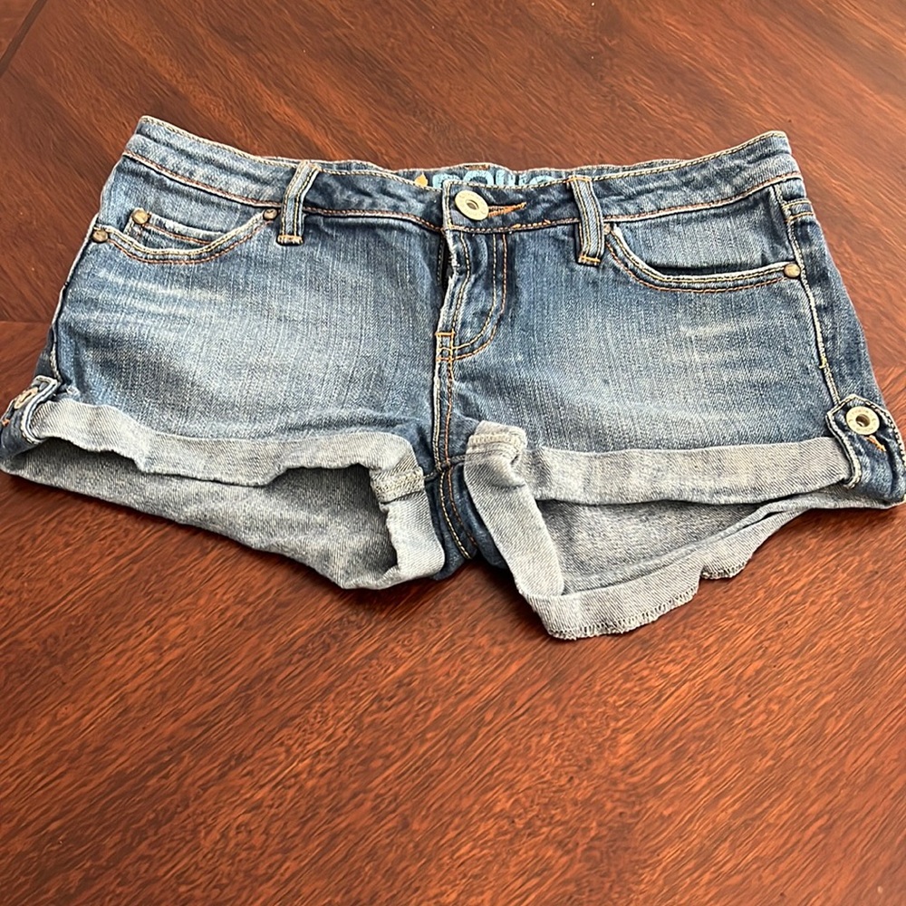 Nollie Jean shorts size 5